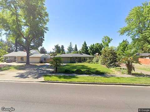 Country Club, MEDFORD, OR 97504