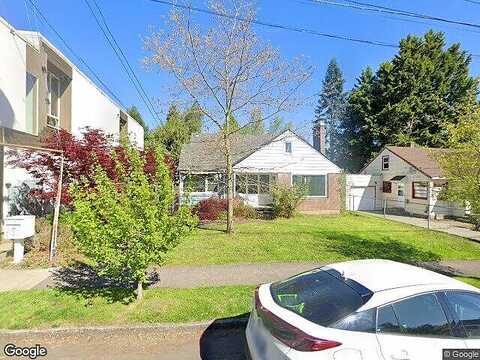 60Th, PORTLAND, OR 97206