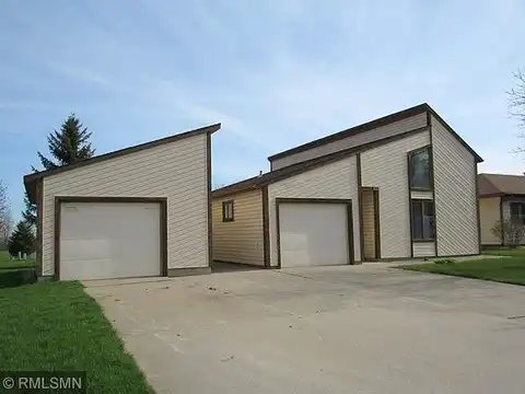 Cecilee, WORTHINGTON, MN 56187