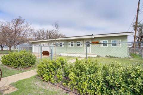 14Th, ABERNATHY, TX 79311