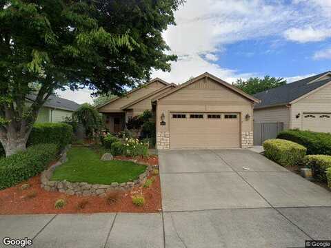 Village, MEDFORD, OR 97504