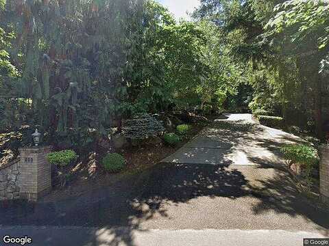 Terrace, LAKE OSWEGO, OR 97034