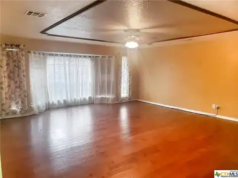 Woodville, GATESVILLE, TX 76528