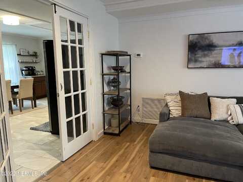 Pinecrest, SAN MATEO, FL 32187