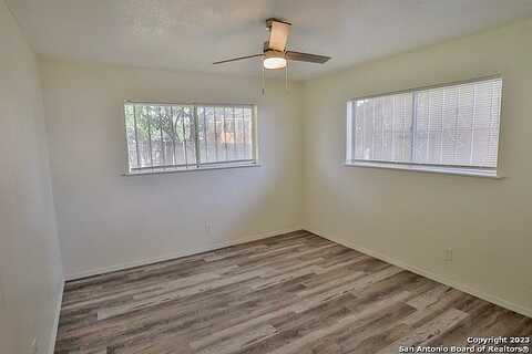 Hillsboro, SAN ANTONIO, TX 78217