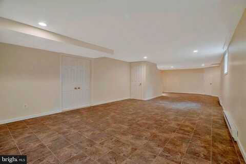 Ellsworth, GREAT FALLS, VA 22066