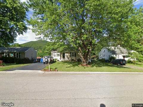 Nelms, ROANOKE, VA 24019