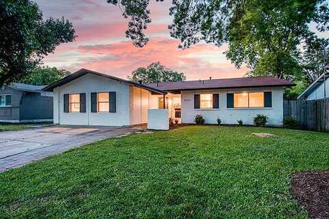 Windsor, GARLAND, TX 75042