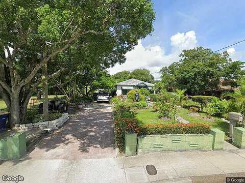8Th, FORT PIERCE, FL 34950