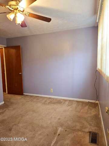 Zana, MACON, GA 31217