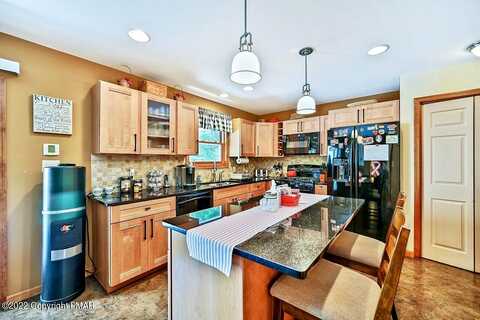 Pine Mountain, STROUDSBURG, PA 18360