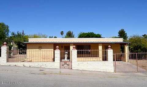 Calle Piedras Negras, NOGALES, AZ 85621
