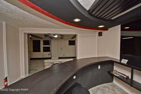 Winona, MOUNT POCONO, PA 18344