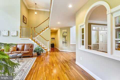Sandy Manor, FAIRFAX STATION, VA 22039