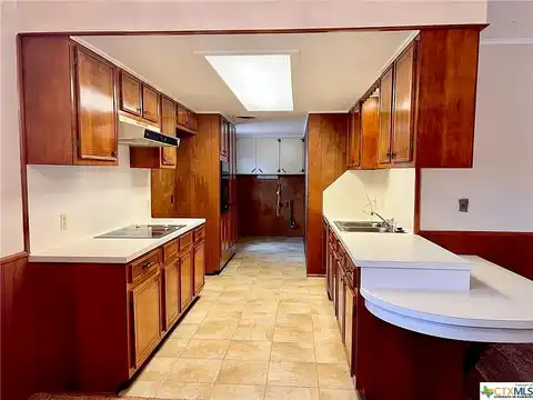 Elizabeth, EDNA, TX 77957