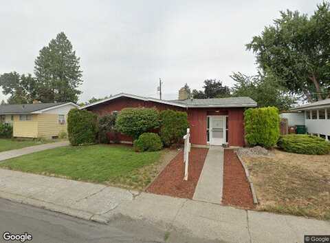 Maple, SPOKANE, WA 99205