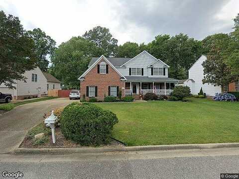 Tristen, YORKTOWN, VA 23693
