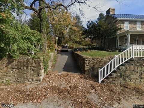 Charles Town, HILLSBORO, VA 20132