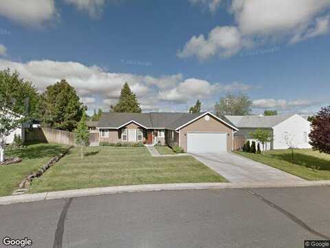 Chantal, KLAMATH FALLS, OR 97601