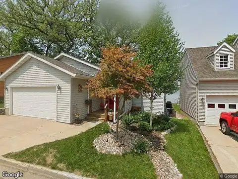 Oak Beach, FAIRMONT, MN 56031