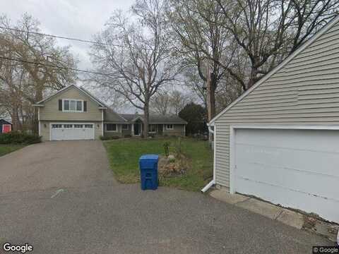 Vine, MOUND, MN 55364