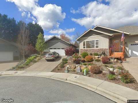 Cottage, GRANTS PASS, OR 97526