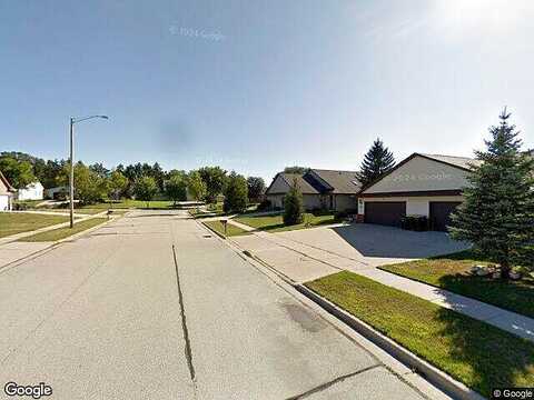 Wellington, WEST BEND, WI 53090