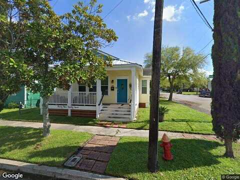 Avenue P, GALVESTON, TX 77550