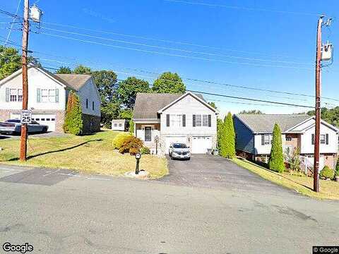 Ritchie, STAUNTON, VA 24401