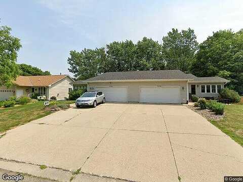 Lia, NORTHFIELD, MN 55057