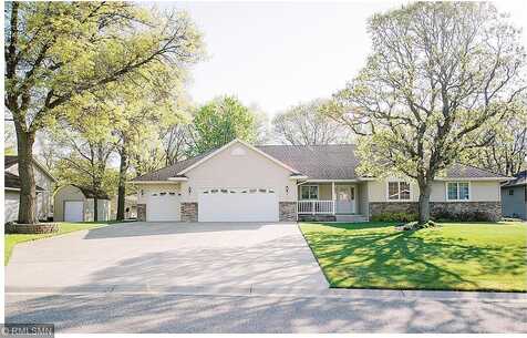 Pine, ROYALTON, MN 56373