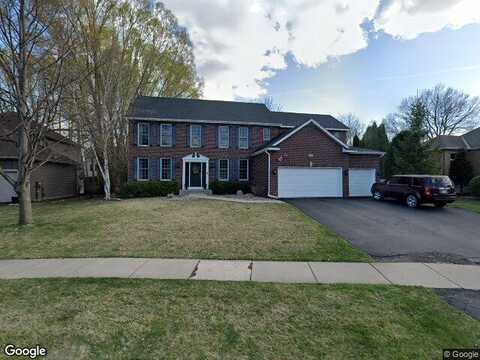 Summerfield, CHANHASSEN, MN 55317