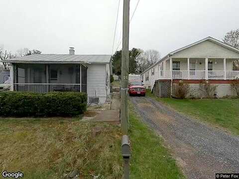 Breezewood, STAUNTON, VA 24401
