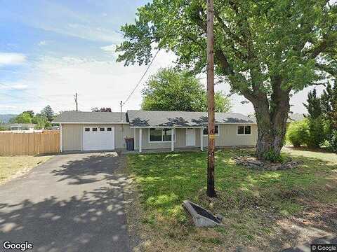 Lillian, MEDFORD, OR 97501