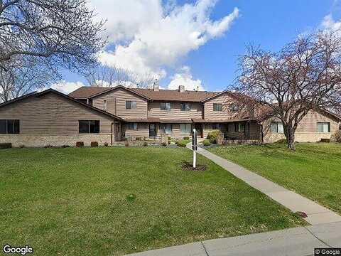90Th, MAPLE GROVE, MN 55369