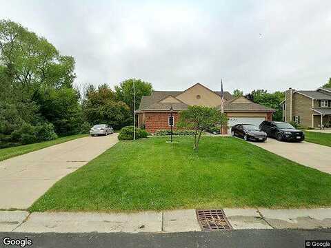 Graysland, MENOMONEE FALLS, WI 53051