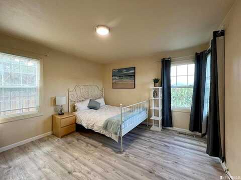 Mariposa, RODEO, CA 94572