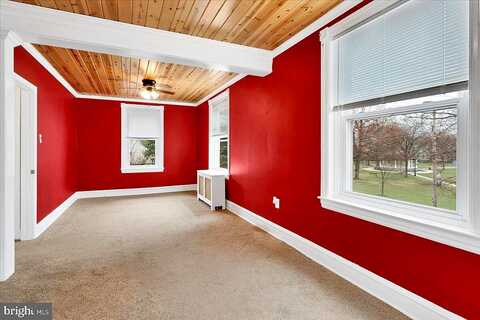 10Th, PROSPECT PARK, PA 19076