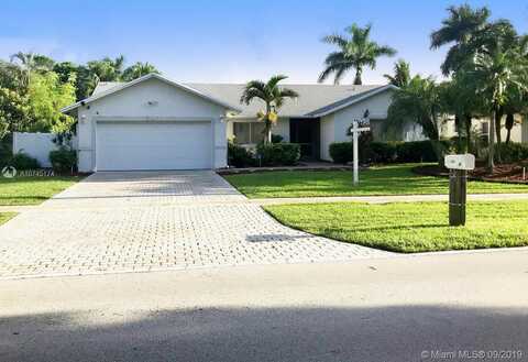 30Th, DAVIE, FL 33328