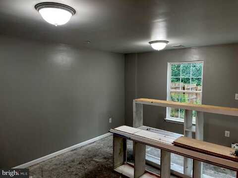 Blossom, HANOVER, PA 17331