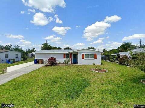 Perry, LEHIGH ACRES, FL 33936