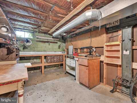 Cottage, MILLERSVILLE, PA 17551