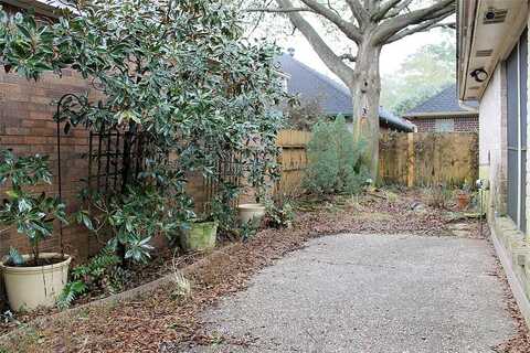 Preston Trail, HOUSTON, TX 77069