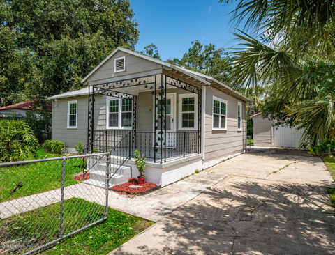 Hyram, JACKSONVILLE, FL 32210