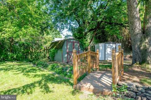 Petersburg, LANCASTER, PA 17601