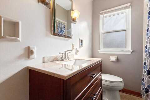 Edgerton, MILWAUKEE, WI 53220