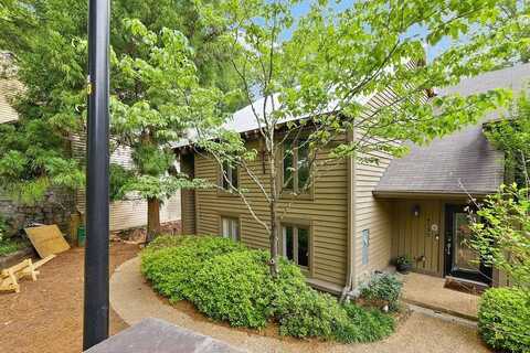 D Youville, ATLANTA, GA 30341