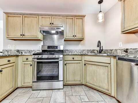 Anna, KENNESAW, GA 30144
