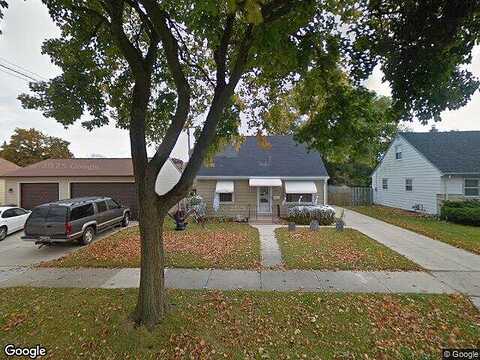 58Th, MILWAUKEE, WI 53219