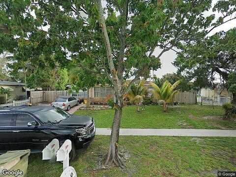 Shady Lane, PALM SPRINGS, FL 33461